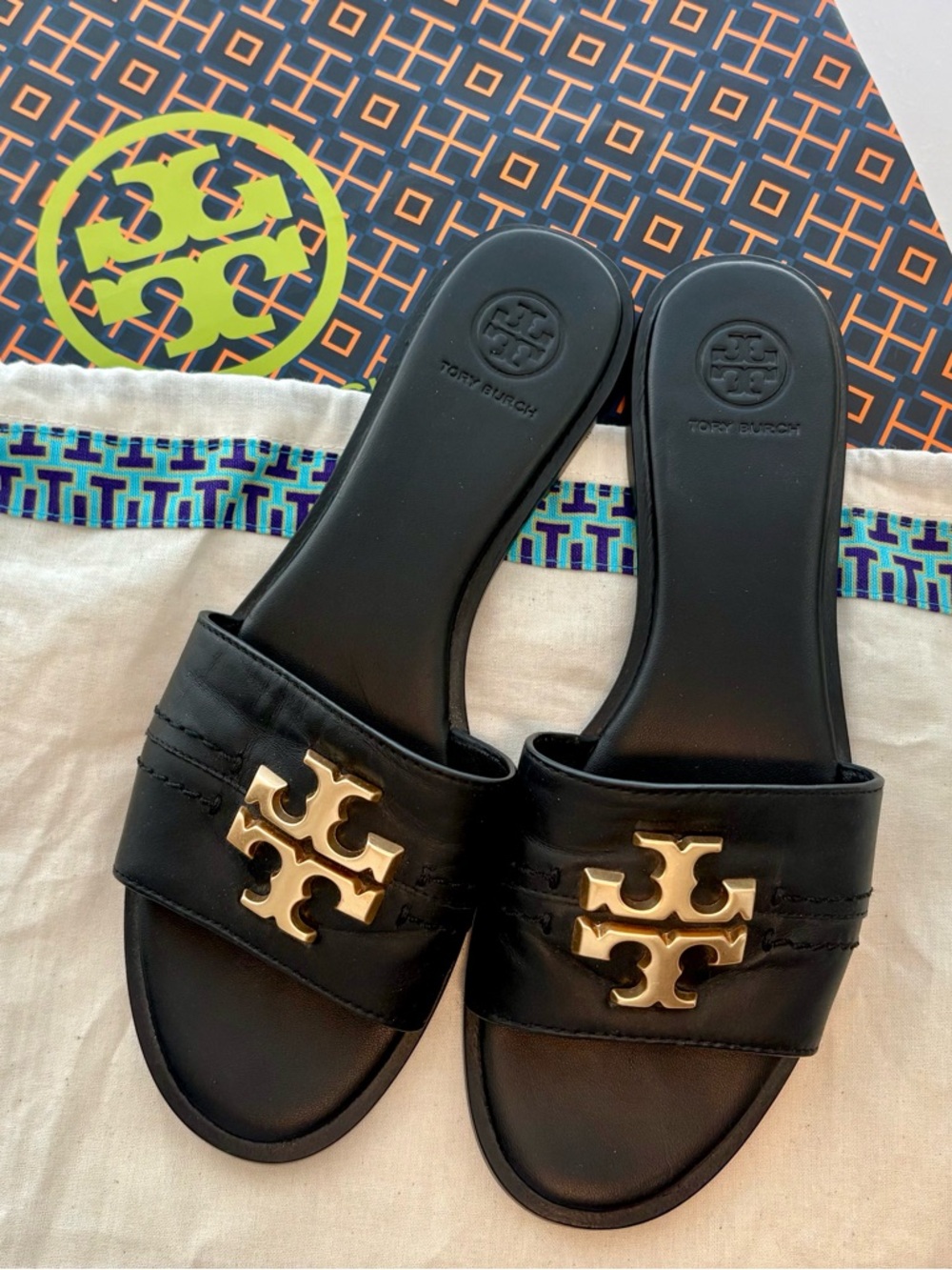 Tory Burch Everly Black leather Slide with Gold Logo US7.5